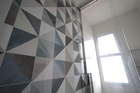 Apartamento à venda com 55m², 2 quartos e 1 vaga Apartamento à venda com 55m², 2 quartos e 1 vagaBanheiro