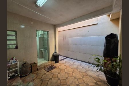 Casa à venda com 130m², 2 quartos e 1 vaga