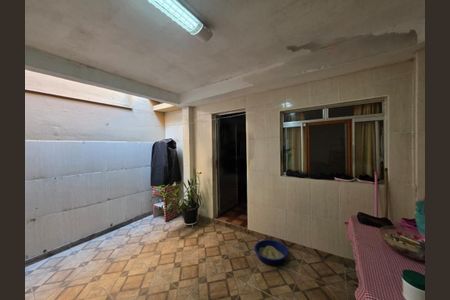 Casa à venda com 130m², 2 quartos e 1 vaga