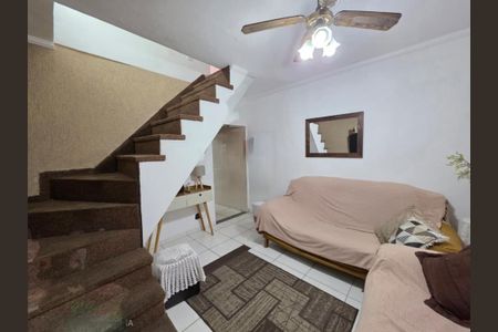 Casa à venda com 130m², 2 quartos e 1 vaga