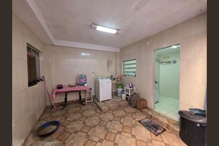 Casa à venda com 130m², 2 quartos e 1 vaga