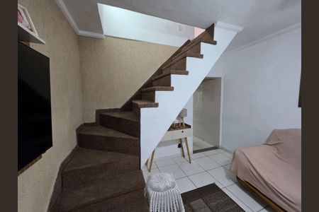 Casa à venda com 130m², 2 quartos e 1 vaga
