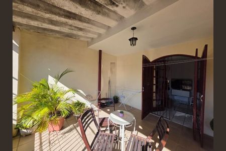 Casa à venda com 2 quartos, 130m² em Rio Pequeno, São Paulo