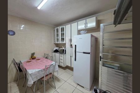 Casa à venda com 130m², 2 quartos e 1 vaga