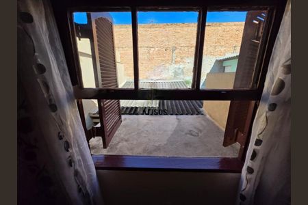 Casa à venda com 2 quartos, 130m² em Rio Pequeno, São Paulo