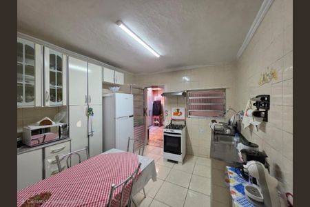 Casa à venda com 130m², 2 quartos e 1 vaga