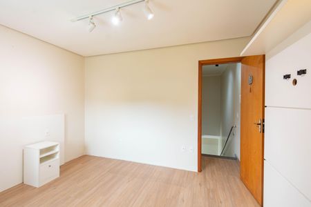 Casa à venda com 107m², 2 quartos e 2 vagasSuíte