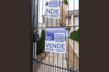 Casa à venda com 107m², 2 quartos e 2 vagasPlaca