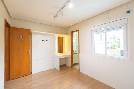 Casa à venda com 107m², 2 quartos e 2 vagasSuíte