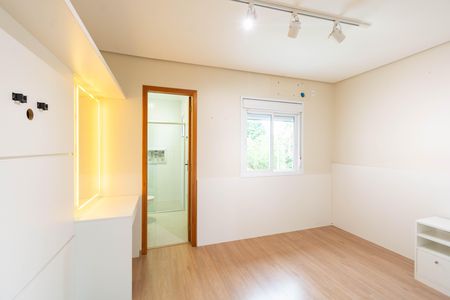 Suíte de casa à venda com 2 quartos, 107m² em São José, Canoas