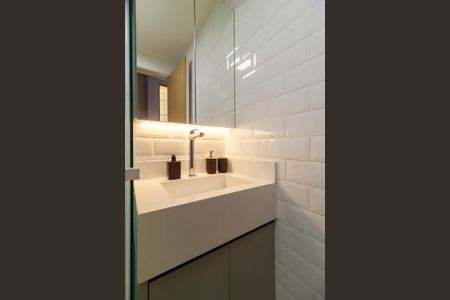 Studio para alugar com 21m², 0 quarto e sem vaga Studio para alugar com 21m², 0 quarto e sem vagaBanheiro