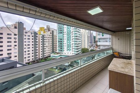 Apartamento para alugar com 67m², 1 quarto e 1 vaga Apartamento para alugar com 67m², 1 quarto e 1 vagaSacada
