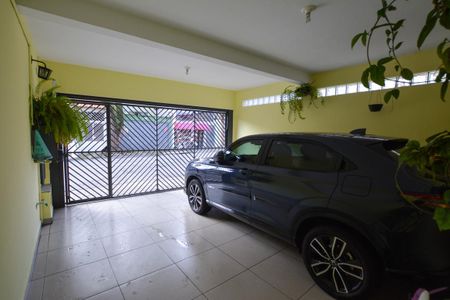 GARAGEM de casa à venda com 5 quartos, 180m² em Jardim Celeste, São Paulo