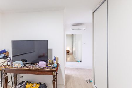 Apartamento à venda com 115m², 3 quartos e 2 vagas Apartamento à venda com 115m², 3 quartos e 2 vagasSuíte