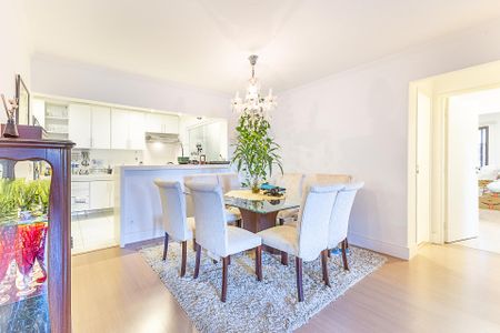 Apartamento à venda com 115m², 3 quartos e 2 vagas Apartamento à venda com 115m², 3 quartos e 2 vagasSala