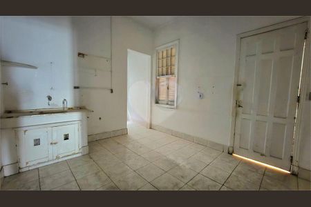 Casa à venda com 2 quartos, 250m² em Vila Mariana, São Paulo