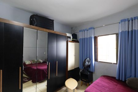 Casa para alugar com 102m², 4 quartos e 2 vagas Casa para alugar com 102m², 4 quartos e 2 vagasQuarto 1