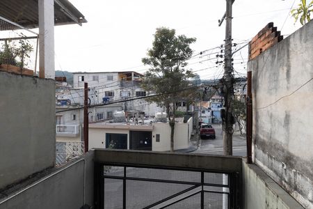 Casa para alugar com 102m², 4 quartos e 2 vagas Casa para alugar com 102m², 4 quartos e 2 vagasVista