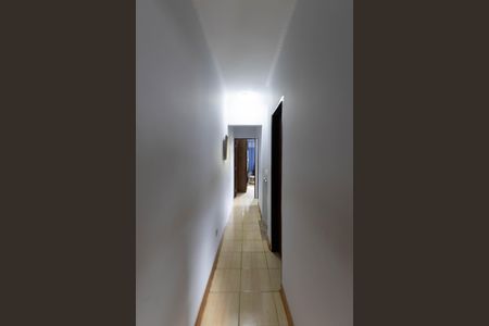 Casa para alugar com 102m², 4 quartos e 2 vagas Casa para alugar com 102m², 4 quartos e 2 vagasCorredor