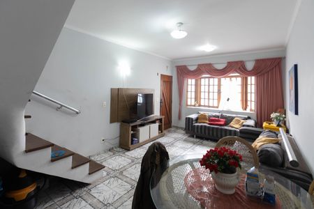 Casa para alugar com 4 quartos, 102m² em Vila Irmaos Arnoni, São Paulo