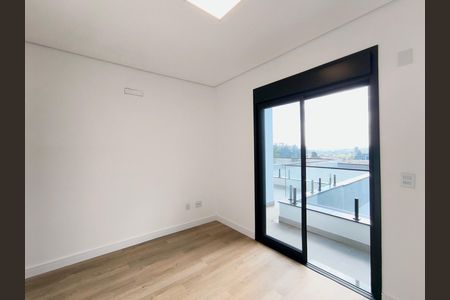 Casa de condomínio à venda com 260m², 3 quartos e 4 vagas