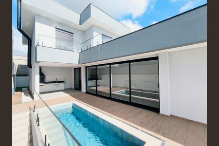 Casa de condomínio à venda com 260m², 3 quartos e 4 vagas