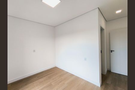 Casa de condomínio à venda com 260m², 3 quartos e 4 vagas