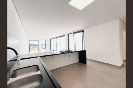 Casa de condomínio à venda com 260m², 3 quartos e 4 vagas