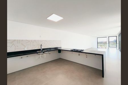 Casa de condomínio à venda com 260m², 3 quartos e 4 vagas
