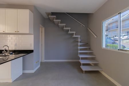 Casa de condomínio para alugar com 70m², 2 quartos e 2 vagas Casa de condomínio para alugar com 70m², 2 quartos e 2 vagasSala