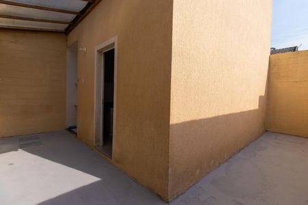 Casa de condomínio para alugar com 70m², 2 quartos e 2 vagas Casa de condomínio para alugar com 70m², 2 quartos e 2 vagasQuintal dos fundos