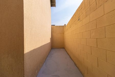 Casa de condomínio para alugar com 70m², 2 quartos e 2 vagas Casa de condomínio para alugar com 70m², 2 quartos e 2 vagasQuintal dos fundos