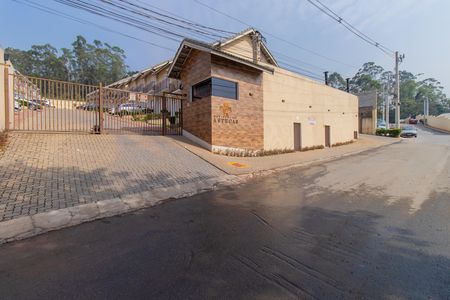 Casa de condomínio para alugar com 70m², 2 quartos e 2 vagas Casa de condomínio para alugar com 70m², 2 quartos e 2 vagasFachada do condomínio