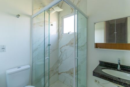 Casa de condomínio para alugar com 70m², 2 quartos e 2 vagas Casa de condomínio para alugar com 70m², 2 quartos e 2 vagasBanheiro andar superior
