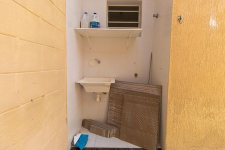 Casa de condomínio para alugar com 70m², 2 quartos e 2 vagas Casa de condomínio para alugar com 70m², 2 quartos e 2 vagasÁrea de Serviço