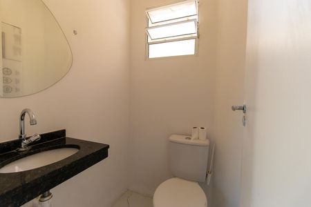 Casa de condomínio para alugar com 70m², 2 quartos e 2 vagas Casa de condomínio para alugar com 70m², 2 quartos e 2 vagasLavabo