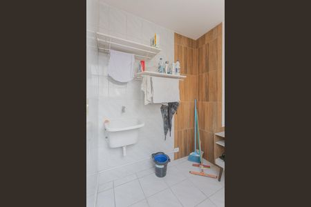 Apartamento para alugar com 75m², 2 quartos e 1 vaga Apartamento para alugar com 75m², 2 quartos e 1 vagaÁrea de Serviço