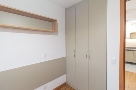 Quarto 2 de apartamento para alugar com 2 quartos, 38m² em Centro, Osasco