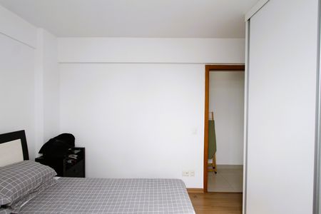 Apartamento à venda com 83m², 3 quartos e 1 vagaQuarto 2