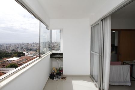 Apartamento à venda com 83m², 3 quartos e 1 vagaVaranda da Sala