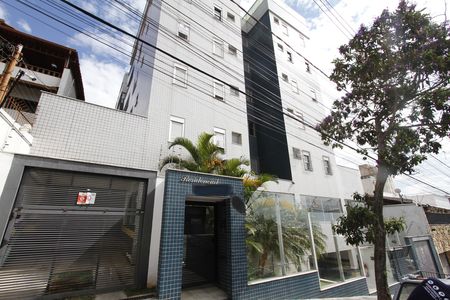 Apartamento à venda com 83m², 3 quartos e 1 vagaFachada