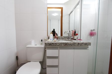 Apartamento à venda com 83m², 3 quartos e 1 vagaBanheiro da Suíte