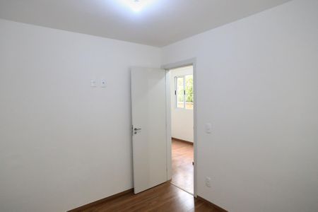 Apartamento para alugar com 47m², 2 quartos e 1 vaga Apartamento para alugar com 47m², 2 quartos e 1 vagaQuarto