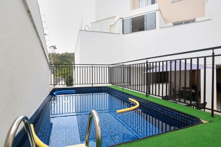 Apartamento para alugar com 47m², 2 quartos e 1 vaga Apartamento para alugar com 47m², 2 quartos e 1 vagaÁrea comum - Piscina