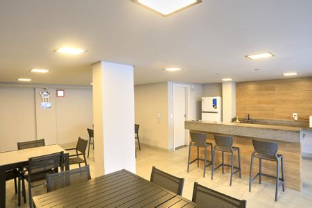 Apartamento para alugar com 47m², 2 quartos e 1 vaga Apartamento para alugar com 47m², 2 quartos e 1 vagaÁrea comum - Salão de festas