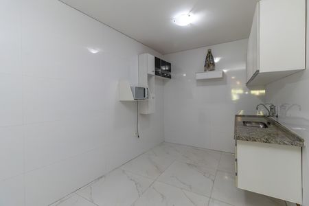 Casa para alugar com 200m², 2 quartos e 1 vaga Casa para alugar com 200m², 2 quartos e 1 vagaCozinha