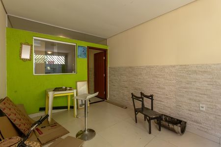 Casa para alugar com 200m², 2 quartos e 1 vaga Casa para alugar com 200m², 2 quartos e 1 vagaGaragem