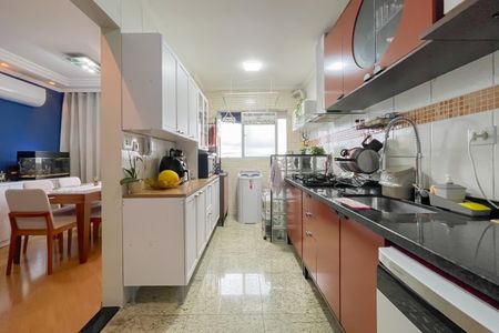 Apartamento à venda com 62m², 2 quartos e 1 vaga Apartamento à venda com 62m², 2 quartos e 1 vagaCozinha e Área de Serviço