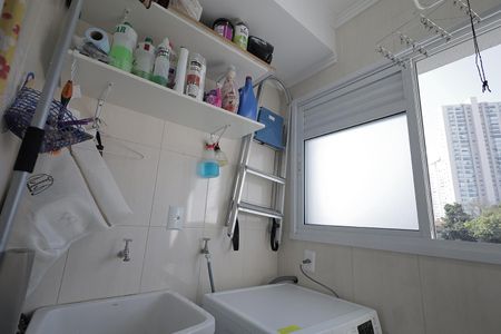 Apartamento à venda com 52m², 2 quartos e 1 vaga Apartamento à venda com 52m², 2 quartos e 1 vagaÁrea de Serviço