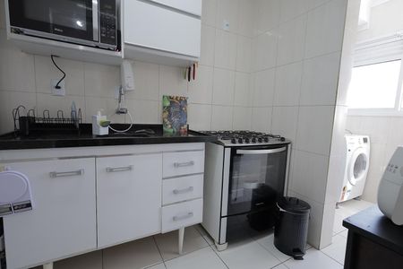 Apartamento à venda com 52m², 2 quartos e 1 vaga Apartamento à venda com 52m², 2 quartos e 1 vagaCozinha